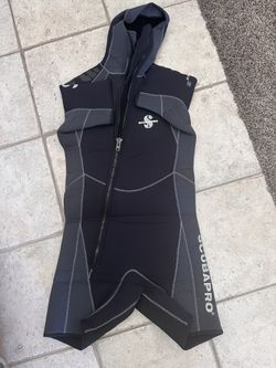 Scubapro Everflex 5mm Hooded Shortie – Men’s Large – Excellent Condition