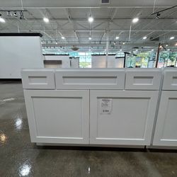 bathroom vanity 48'' (sun shaker white)