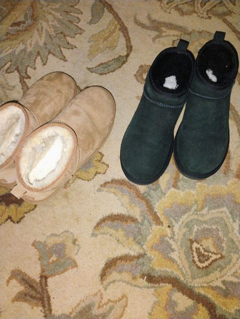 2 Pair Ladies Size 11 Suede UGG $25 Each Pickup Only Cash 