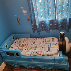 Thomas The Train Bed