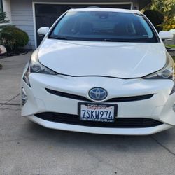 2016 TOYOTA PRIUS TOURING 