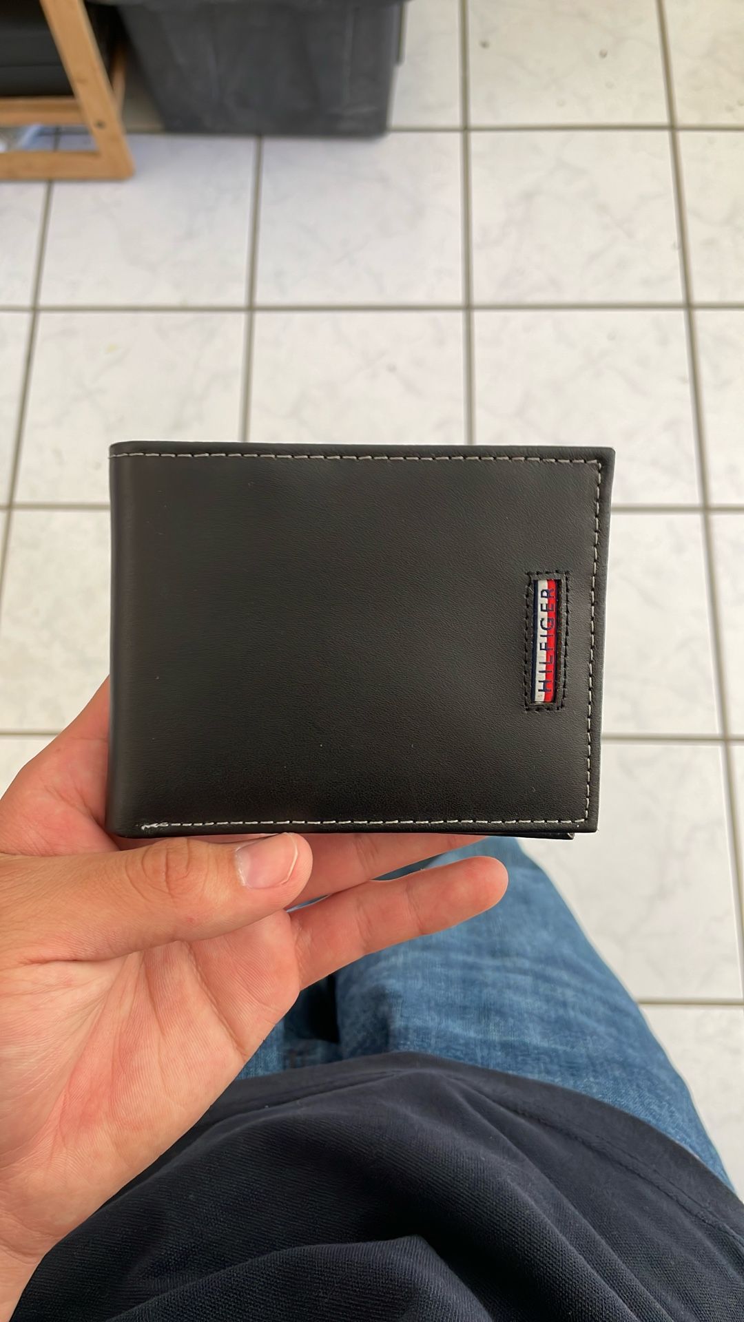 Tommy Hilfiger Men’s Wallet