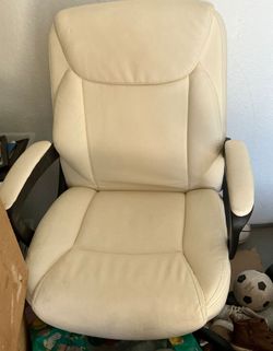 Computer desk chair