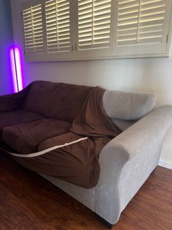 LIKE NEW! Miravel Sofa — Gray