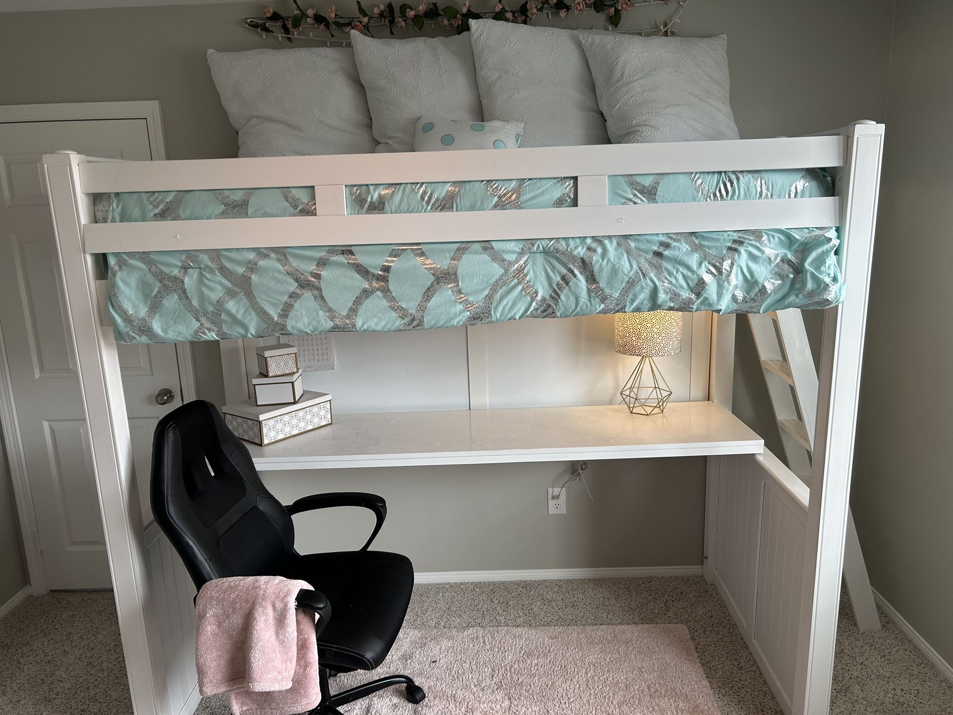 Real Wood White Twin Loft Bed With Desk And Reversible Cork Board/White Board
