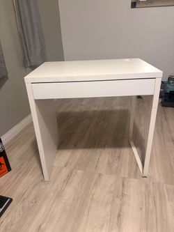 Computer desk ikea