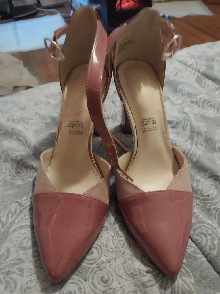 Ladys Heel Liz Claiborne Size 8m 