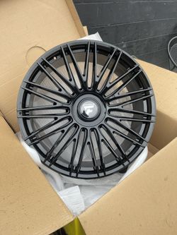 26 Wheels Rims No Tires $1999 Mercedes Audi Range Rover Gloss Black