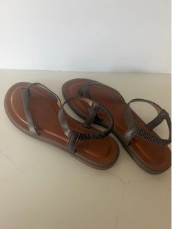 👡 Women's Strappy Flip-Flop Sandals - Size 9