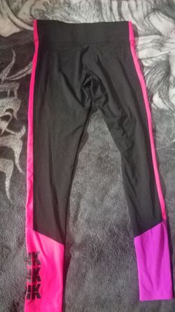 Victoria's Secret Victoria's Secret Pink Ultimate Yoga Legging Black Size  Small New