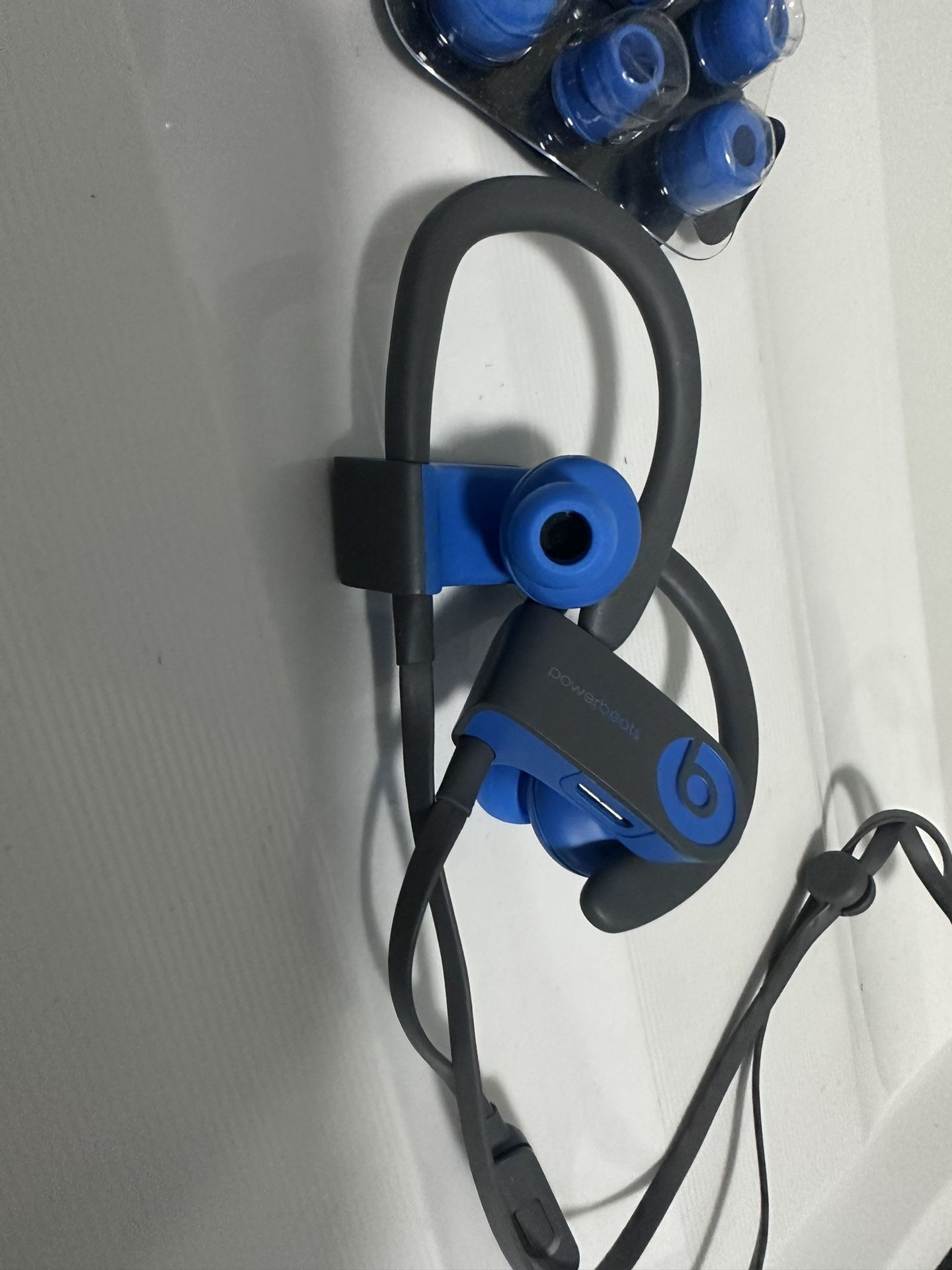 beats Wireless 3 Pro for Sale in San Gabriel, CA - OfferUp
