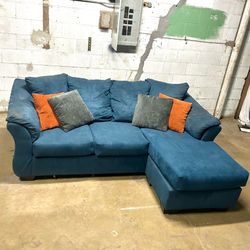 Sectional couch