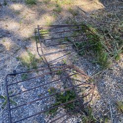 Corner Hay Feeders