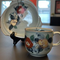 Japanese Cup And Saucer With Display Stand 