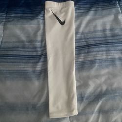 Nike Arm Sleeve 