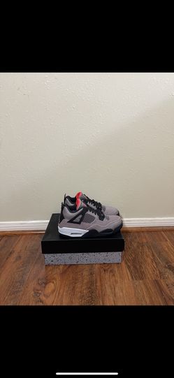 Jordan 4 Retro Taupe Haze Size 7Y