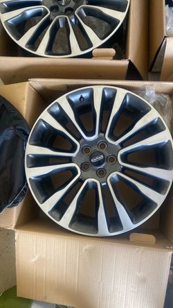 2017 Lincoln Continental Wheels