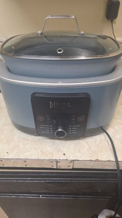 Ninja Multi-Cooker with Glass Lid