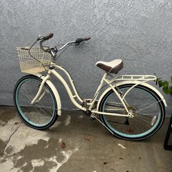 Women’s Beach Cruiser