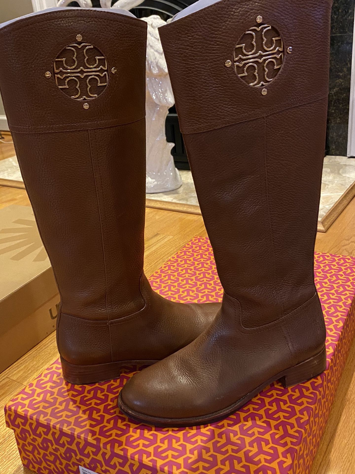Tory Burch Kiernan Riding Boots (Almond Color; Size 8.5)