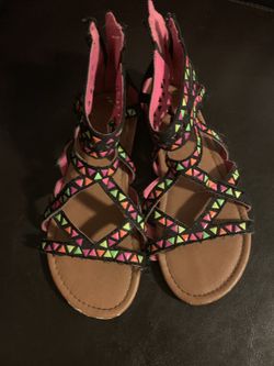 Justice sandals