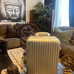 Carry On Dior Internacional 