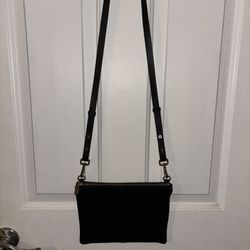 H&M Crossbody Bag Zip Close Black Purse  Suede Faux Leather Detachable Strap EUC Pocketbook 