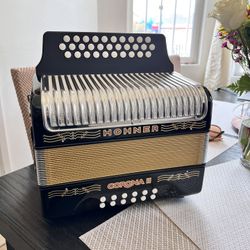 Acordeon Hohner  
