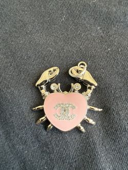 Crab pendent 
