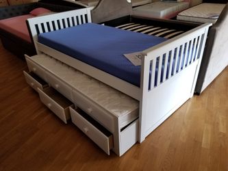 Trundle bed