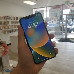 Apple iPhone 11 Pro (Unlocked) - Pre-Owned