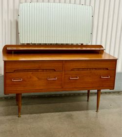 MCM 1960’s teak wood vanity dresser w/ tilting mirror