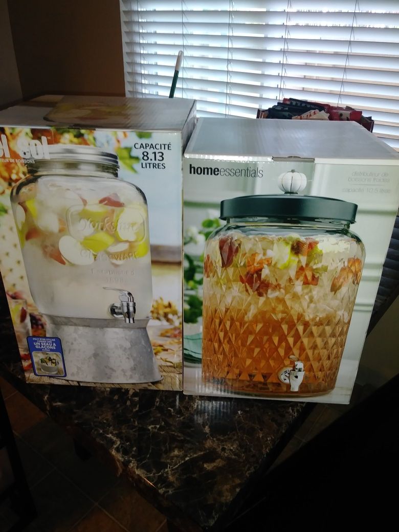 Contenedores para aguas frescas
