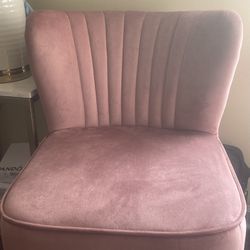 Pink Desk/lounge Chair 