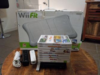 Wii (Wii-fit) Bundle