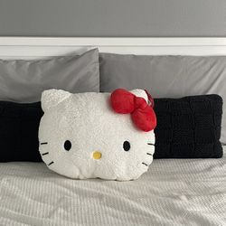 Hello kitty Pillow