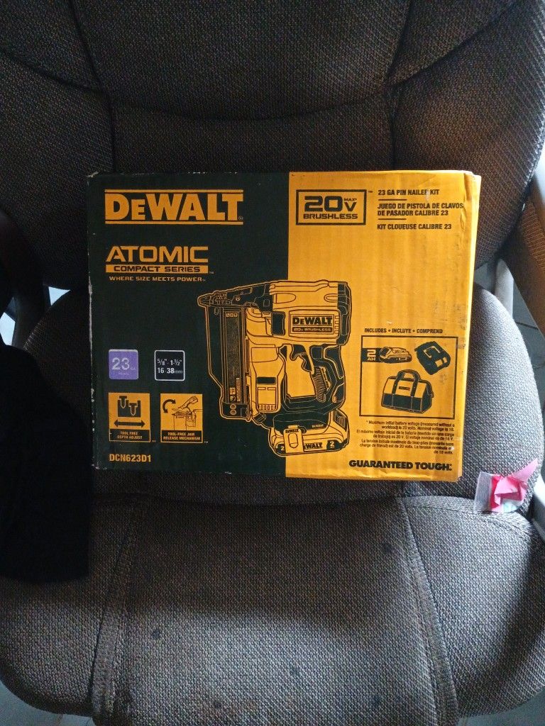 DeWalt Nailer