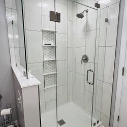 Shower Glass 