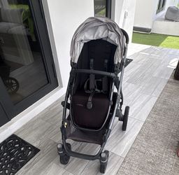 UPPAbaby VISTA Single Stroller Black/Gray Canopy Harness Rubber Tires 0317