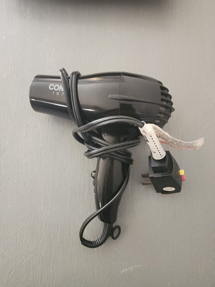Hair dryer 