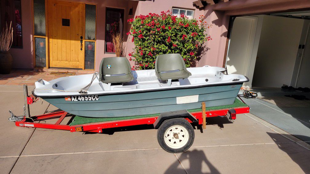 10ft Pelican Boat and Trailer