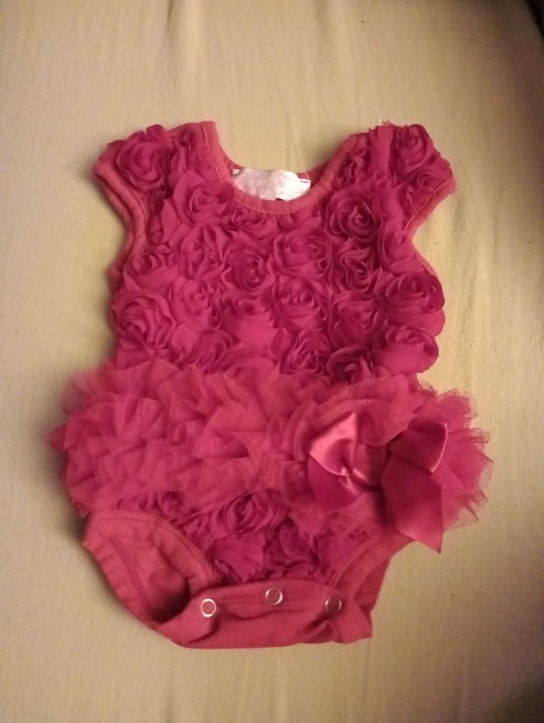 🩷 0*3m  Onzie  - Still Available 