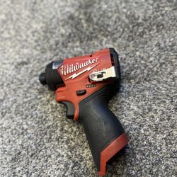 Milwaukee M12 3453-20 FUEL 1/4" Hex Impact Driver GEN 3 12V Cordless