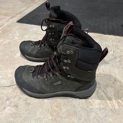 KEEN SNOW BOOTS MENS SZ 9.5!