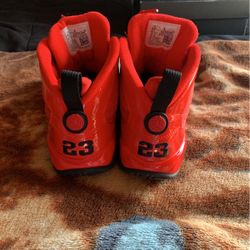 Jordan Retro 9 Red