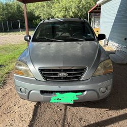 Kia sorento 2008  Jalando al 100  A/c  Detalles estéticos  $2500