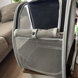 Ventilated Pet Carrier 