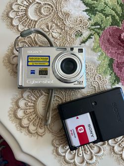 Sony Cyber-shot DSC-W310