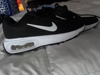 Nike Air Max Black White Sneakers