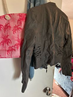 Women’s leather jacket